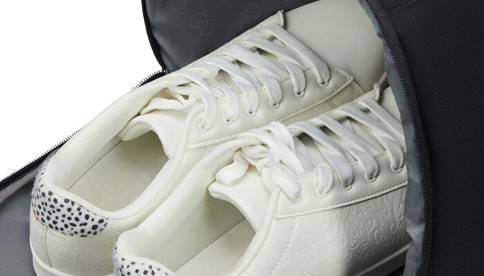 Schoenenvak aan de zijkant