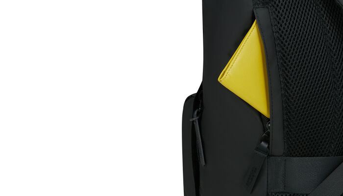 Verborgen vak aan de achterkant