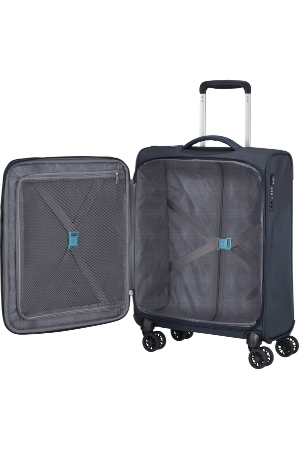 American Tourister Summerfunk Spinner Strict TSA 55cm  Navy American Tourister Summerfunk Spinner Strict TSA 55cm  Navy