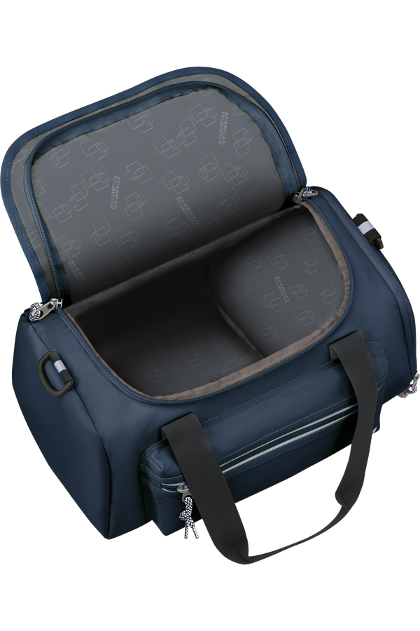 American Tourister Brightup Cabin Duffle Zip  Navy American Tourister Brightup Cabin Duffle Zip  Navy