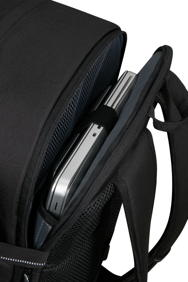 American Tourister Upventure LAPT. BACKPACK 17.3'  Zwart