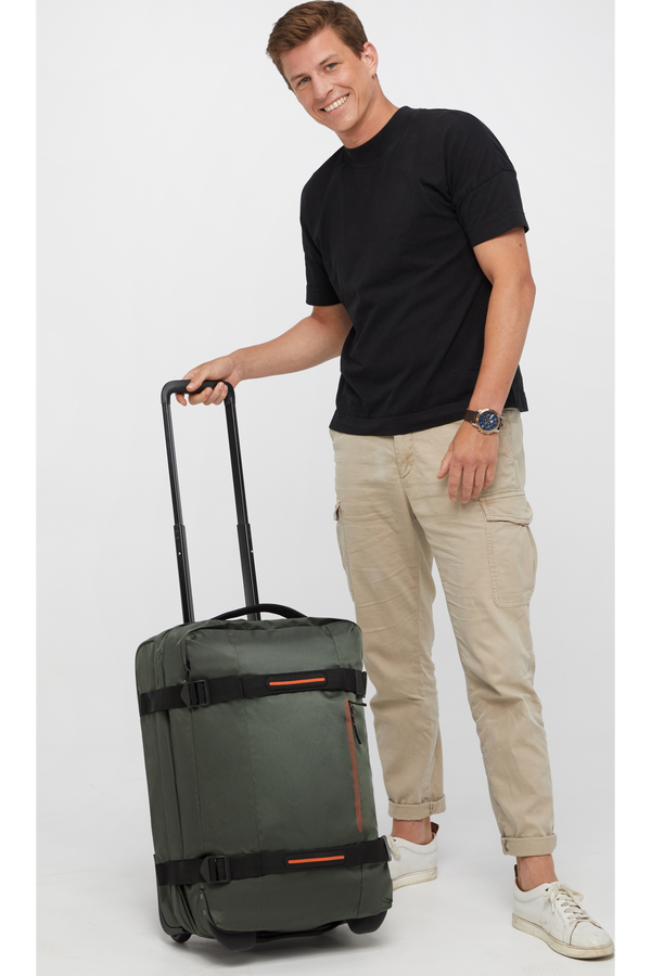 American Tourister Urban Track Duffle with Wheels S  Dark Khaki