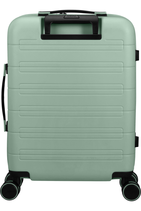 American Tourister Novastream Spinner TSA Exp. 55cm  Nomad Green American Tourister Novastream Spinner TSA Exp. 55cm  Nomad Green