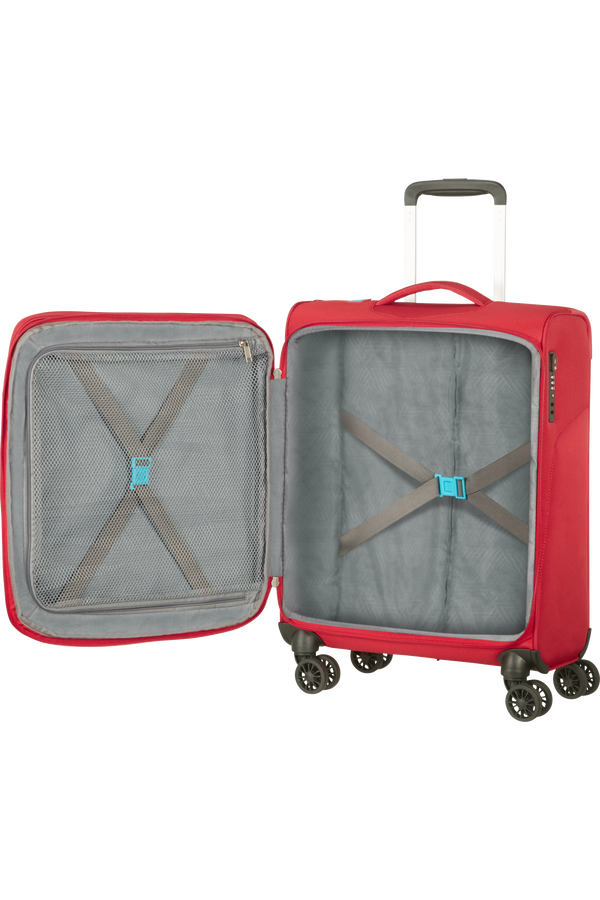 American Tourister Summerfunk Spinner Exp TSA 55cm  Rood American Tourister Summerfunk Spinner Exp TSA 55cm  Rood