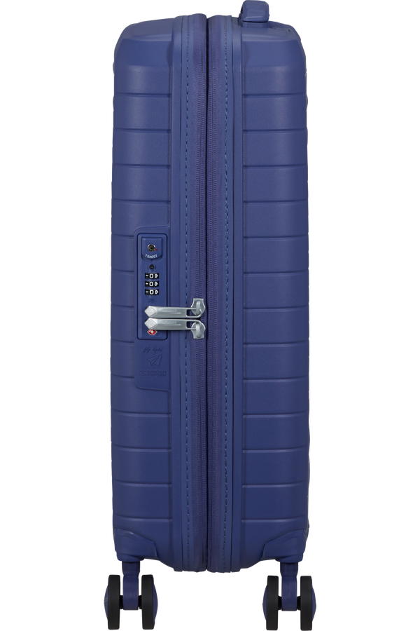 American Tourister Fastforward Spinner 55/20 TSA EXP 55cm  Dusk Purple American Tourister Fastforward Spinner 55/20 TSA EXP 55cm  Dusk Purple