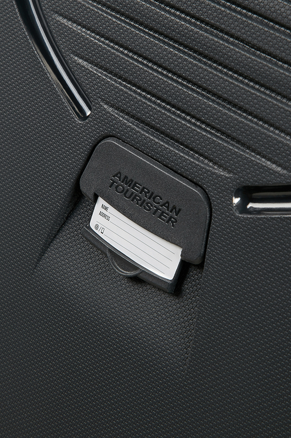 american tourister skytracer 68cm